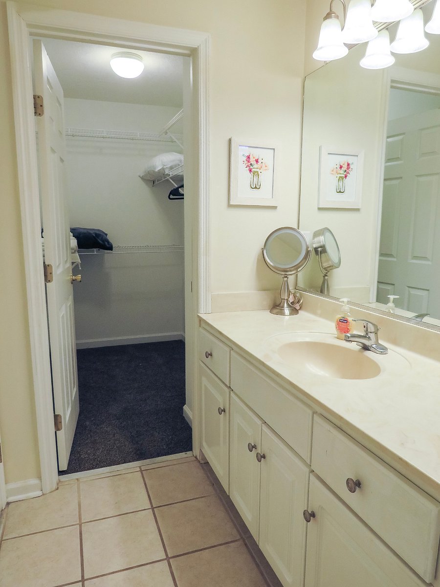 Furnished Finder property 1023022_1 photo 10