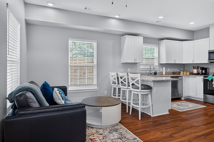Furnished Finder property 1023024_1 photo 2