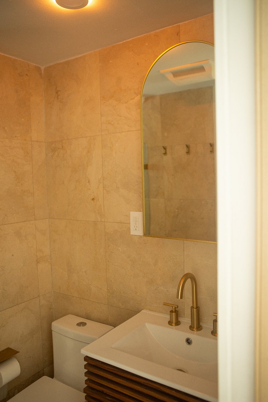 Furnished Finder property 1023030_1 photo 31