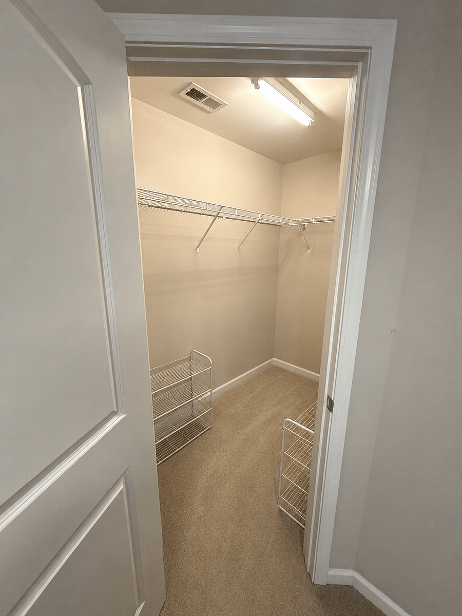 Furnished Finder property 1023045_1 photo 5