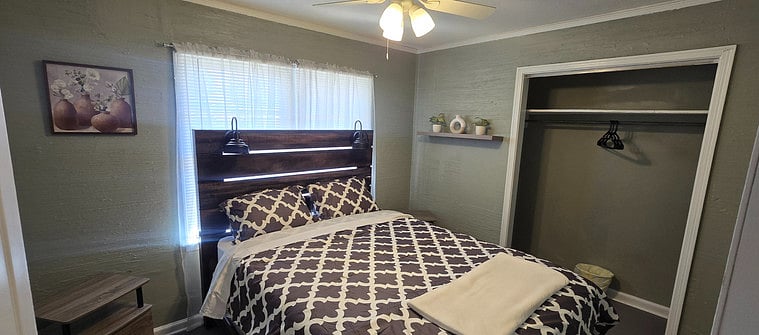 Furnished Finder property 1023046_1 photo 15