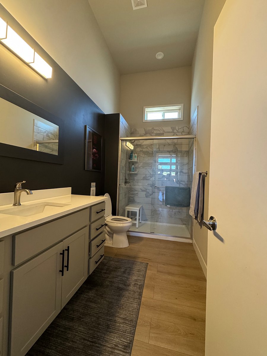 Furnished Finder property 1023050_1 photo 24