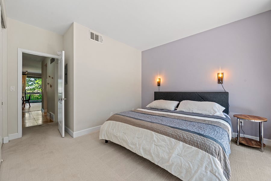 King Bed