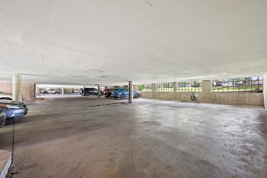 1 assigned covered parking space
