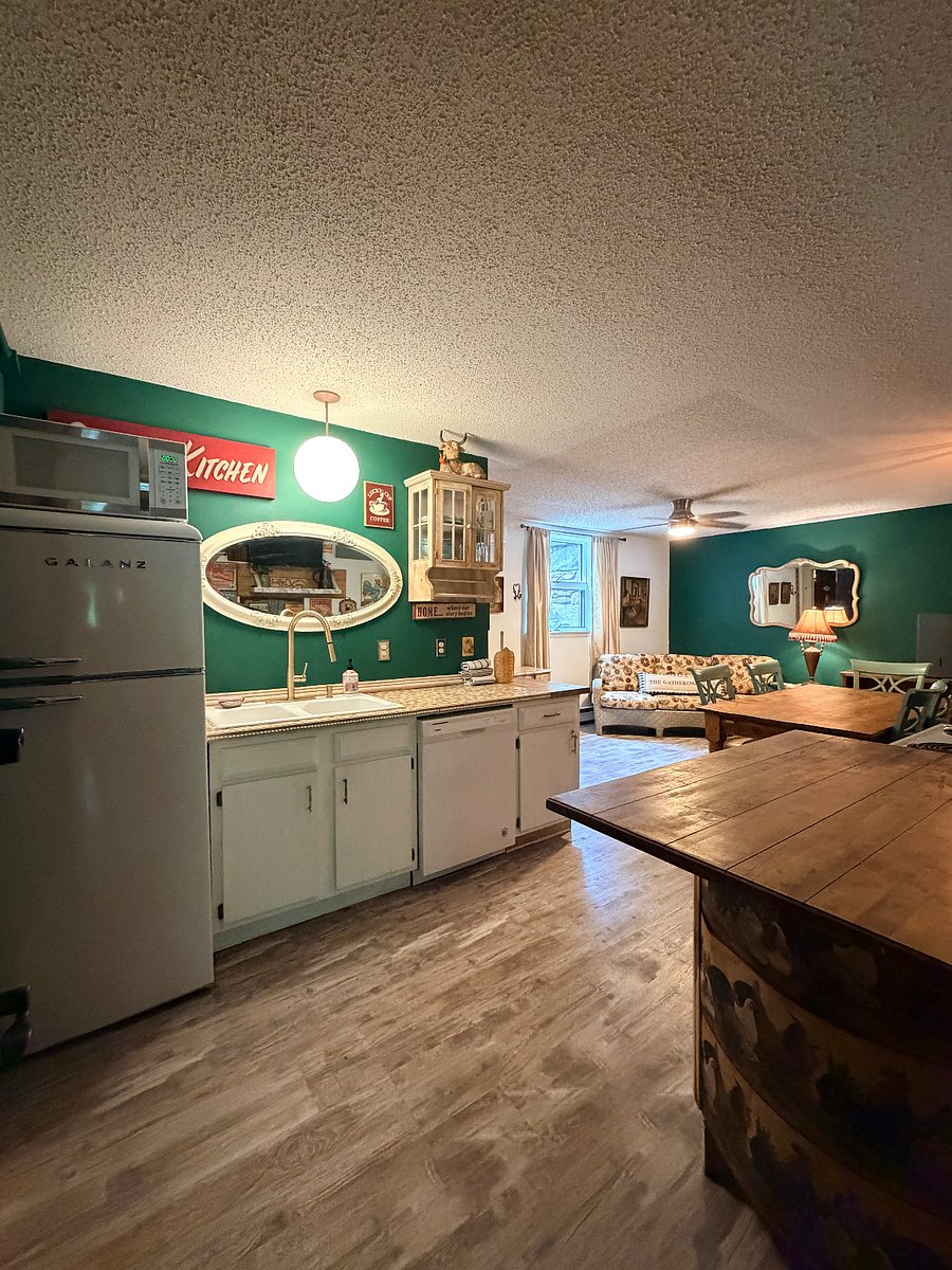 Furnished Finder property 1023072_1 photo 9