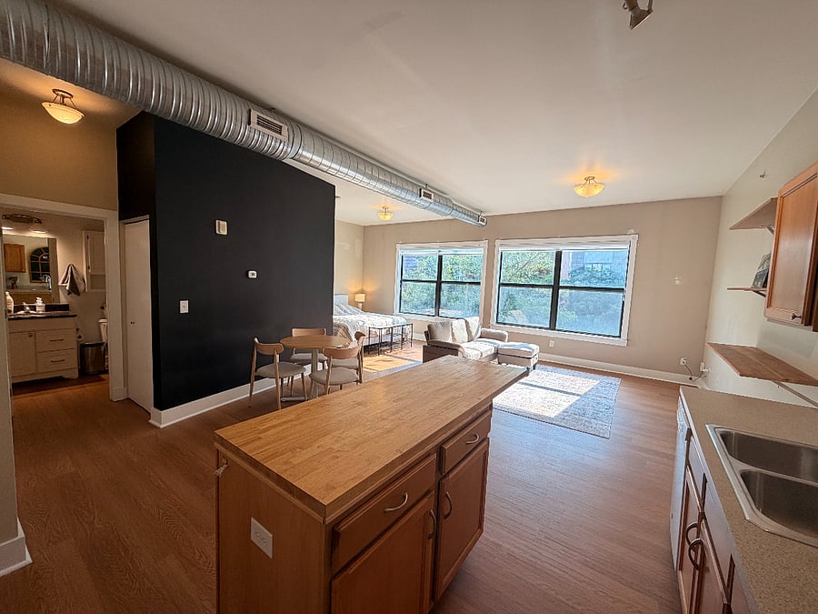 Furnished Finder property 1023076_1 photo 4
