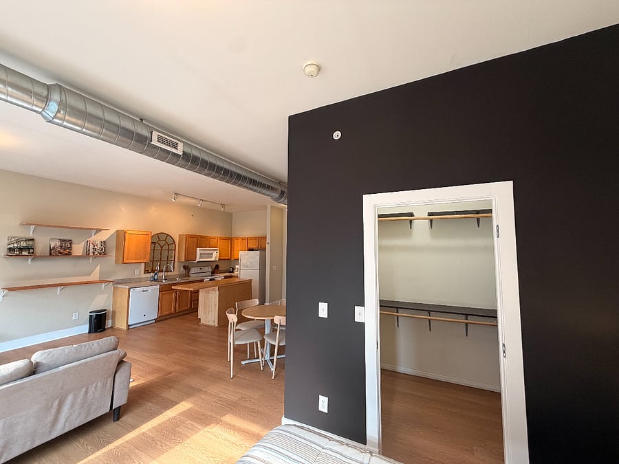 Furnished Finder property 1023076_1 photo 22