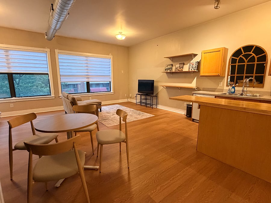 Furnished Finder property 1023076_1 photo 8
