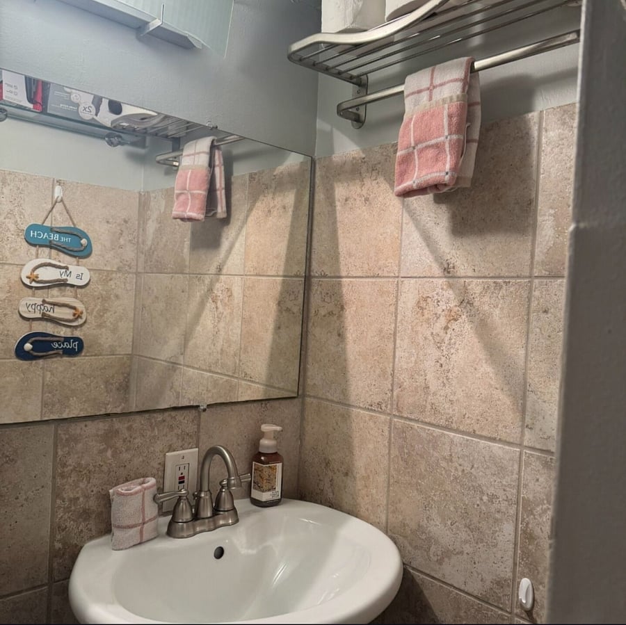 Furnished Finder property 1023147_1 photo 23