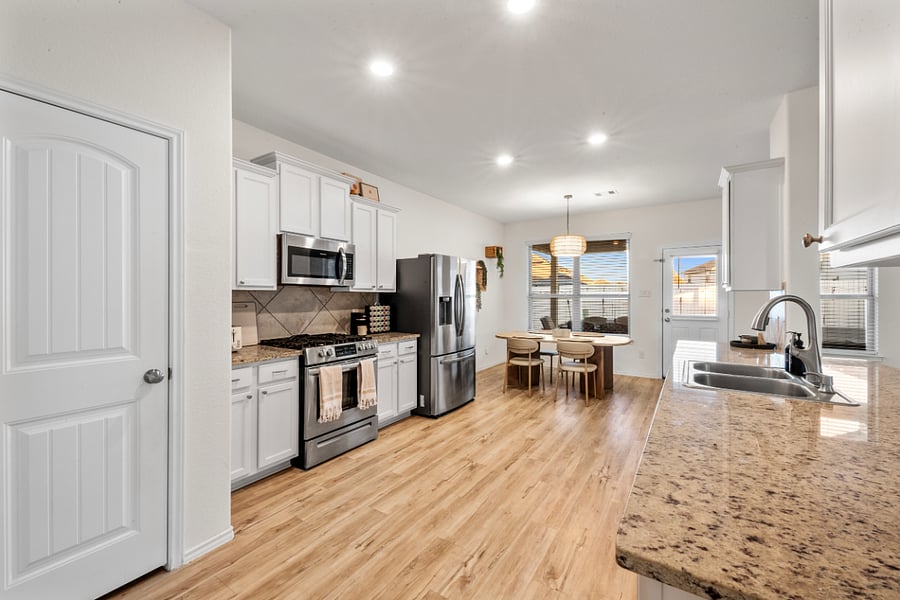 Furnished Finder property 1023164_1 photo 15