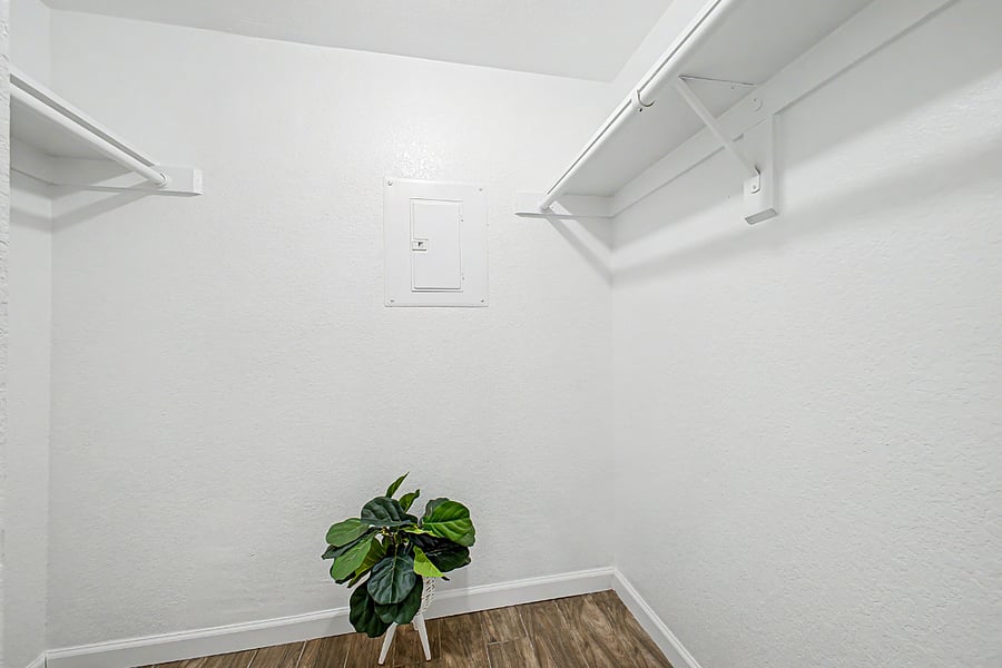 Furnished Finder property 1023173_1 photo 12