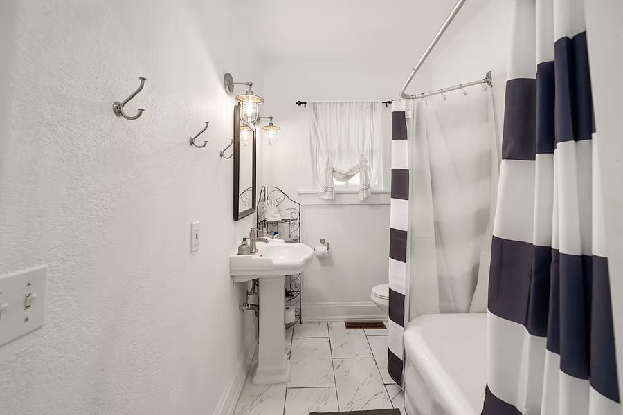 Furnished Finder property 1023178_1 photo 16