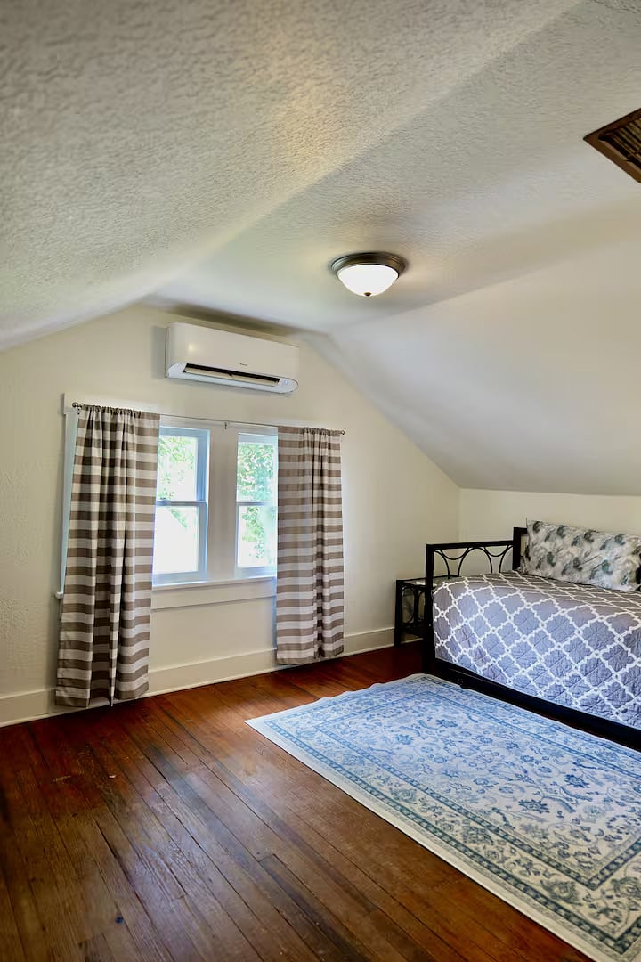 Furnished Finder property 1023178_1 photo 10