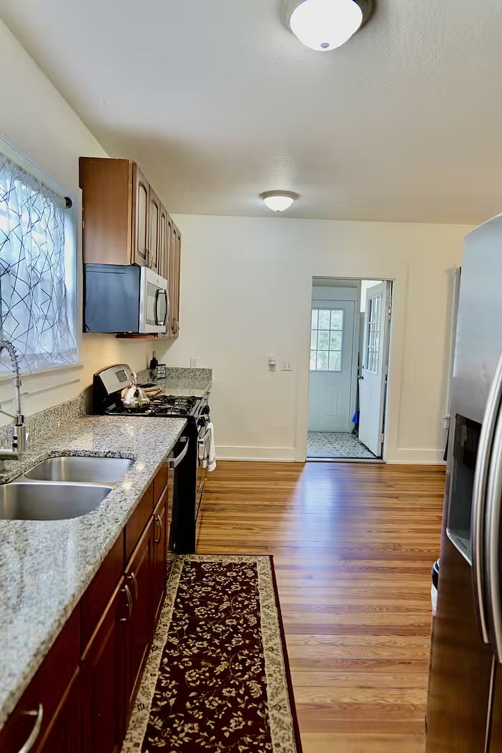 Furnished Finder property 1023178_1 photo 7