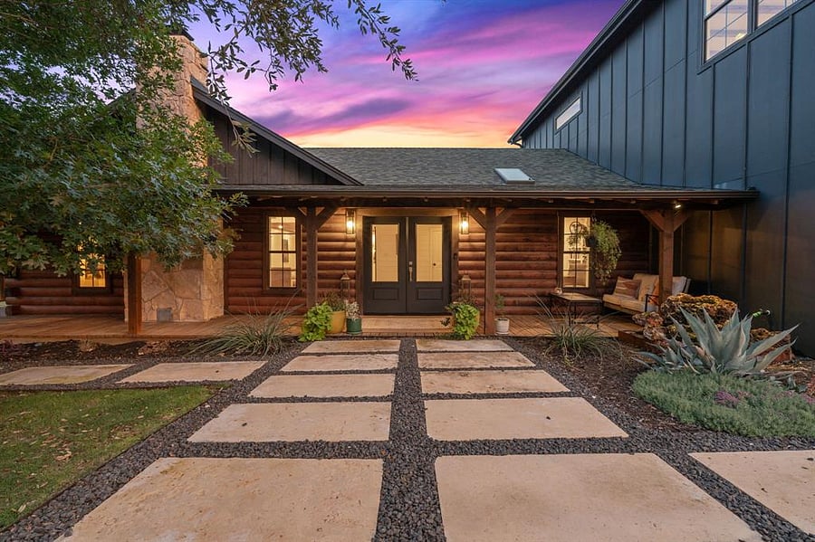 Furnished Finder property 1023184_1 photo 2