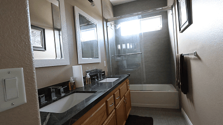 Furnished Finder property 1023189_1 photo 22