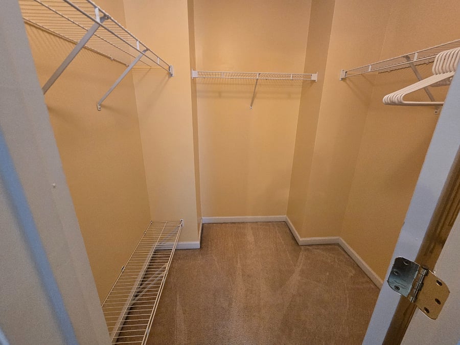 Primary Suite 31.51 sq ft Closet