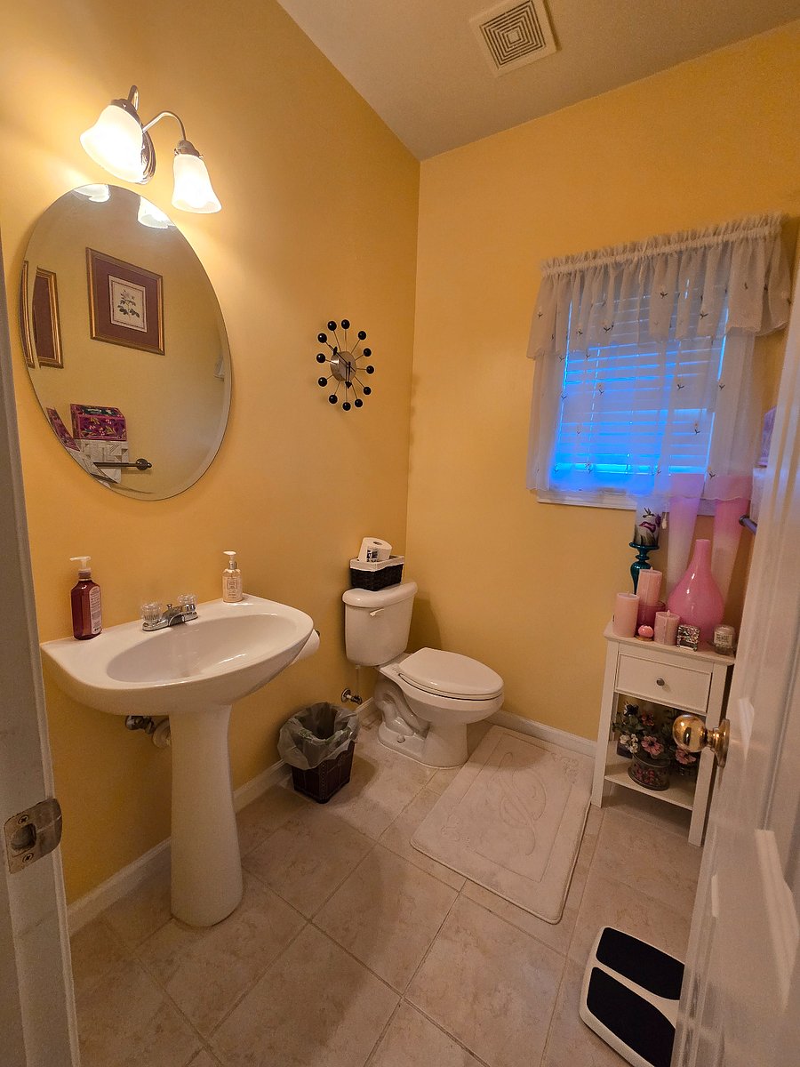 Shared Common Areas: Downstairs Bathroom