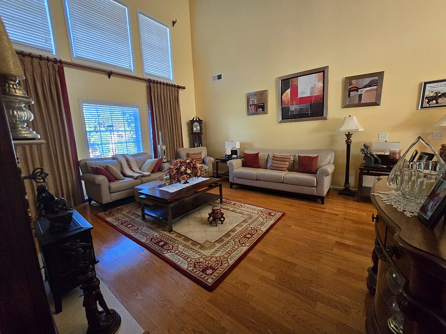 Shared Common Areas: Family Room 4
