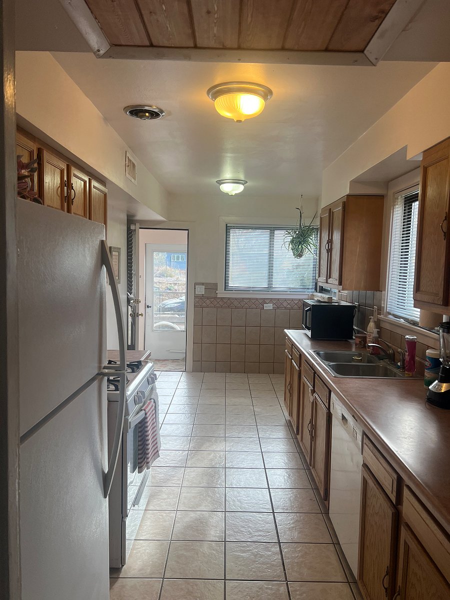Furnished Finder property 1023208_1 photo 2