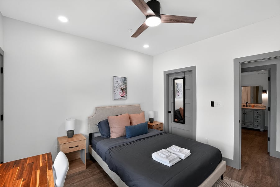 Furnished Finder property 1023238_1 photo 12