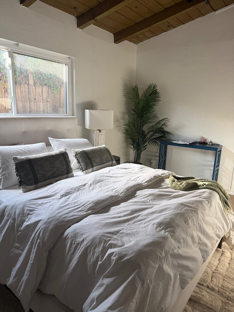 Furnished Finder property 1023266_1 photo 12