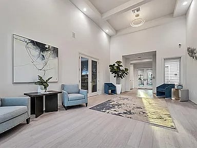 Furnished Finder property 1023269_1 photo 46