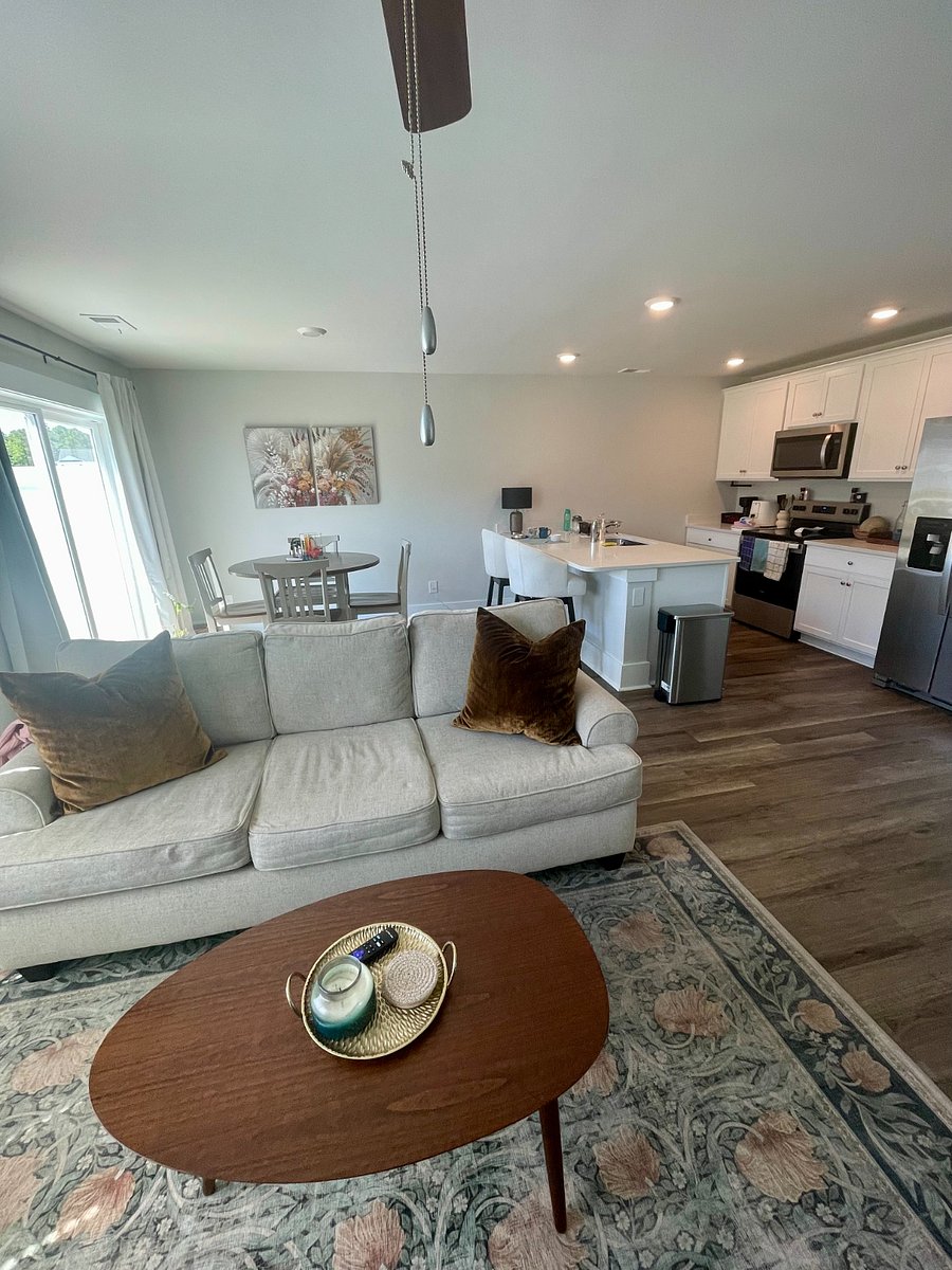 Furnished Finder property 1023293_1 photo 3