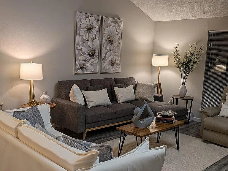 Furnished Finder property 1023313_1 photo 8