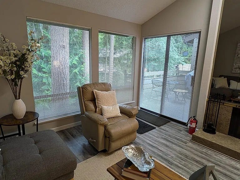 Furnished Finder property 1023313_1 photo 10