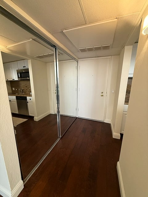 Furnished Finder property 1023325_1 photo 10