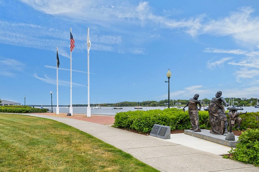 Independence park across from property 