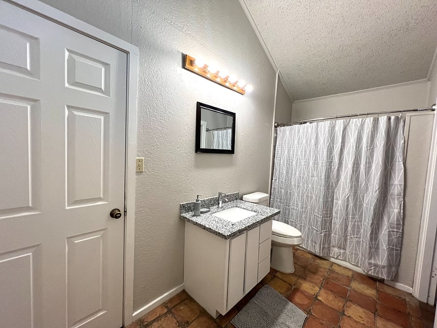 Furnished Finder property 1023340_1 photo 13