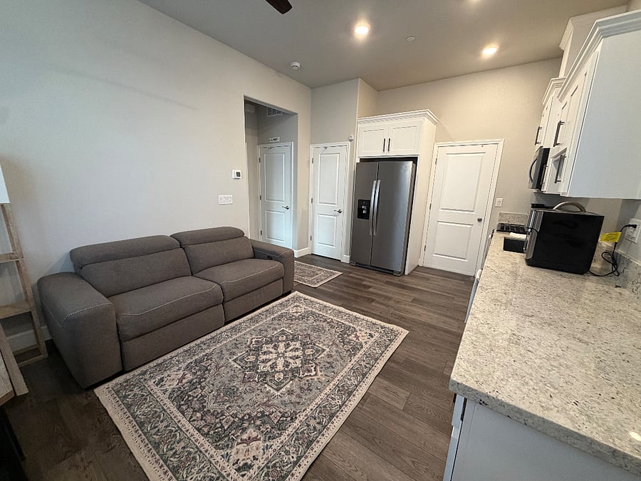 Furnished Finder property 1023342_1 photo 3