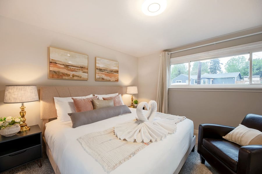 Furnished Finder property 1023408_1 photo 34
