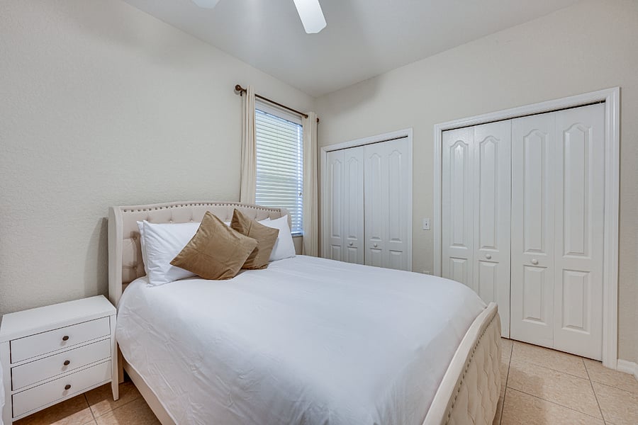 Furnished Finder property 1023427_1 photo 42
