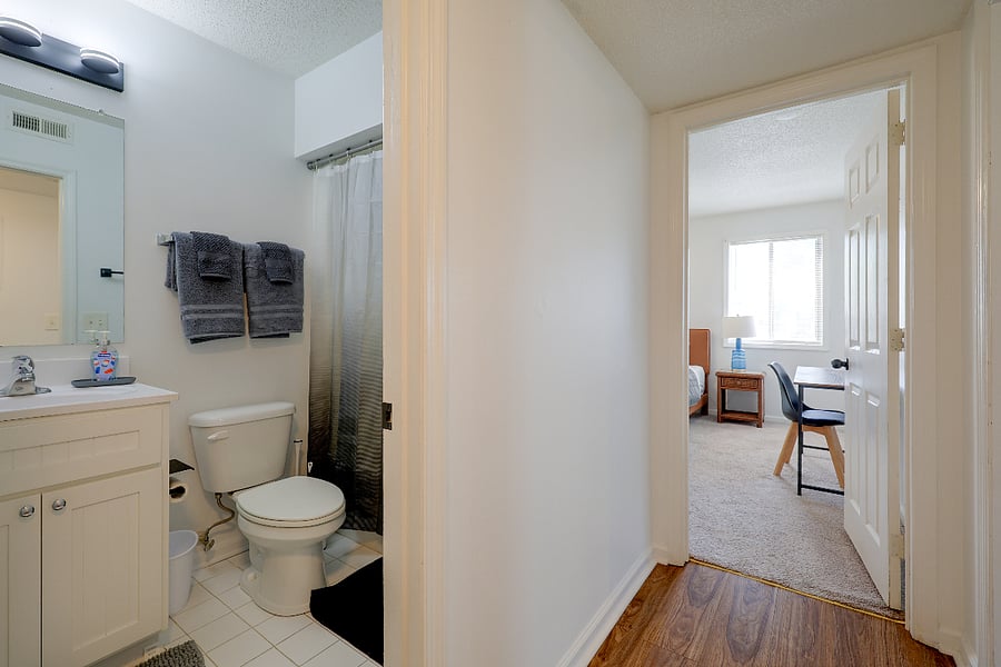 Furnished Finder property 1023436_1 photo 31