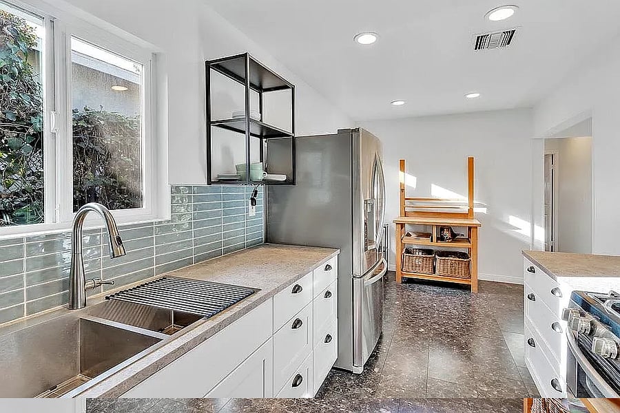 Furnished Finder property 1023459_1 photo 10