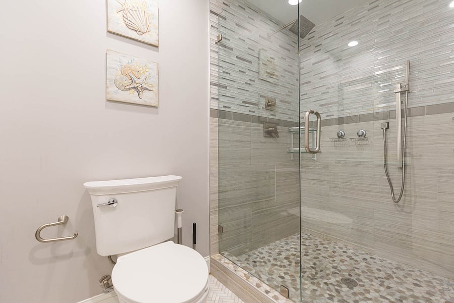 2nd bathroom