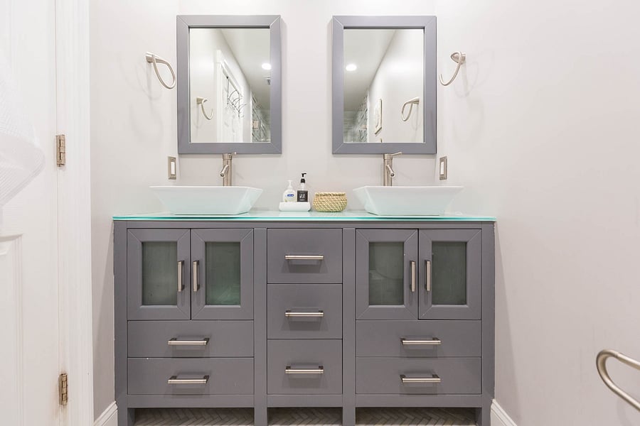 2nd bathroom