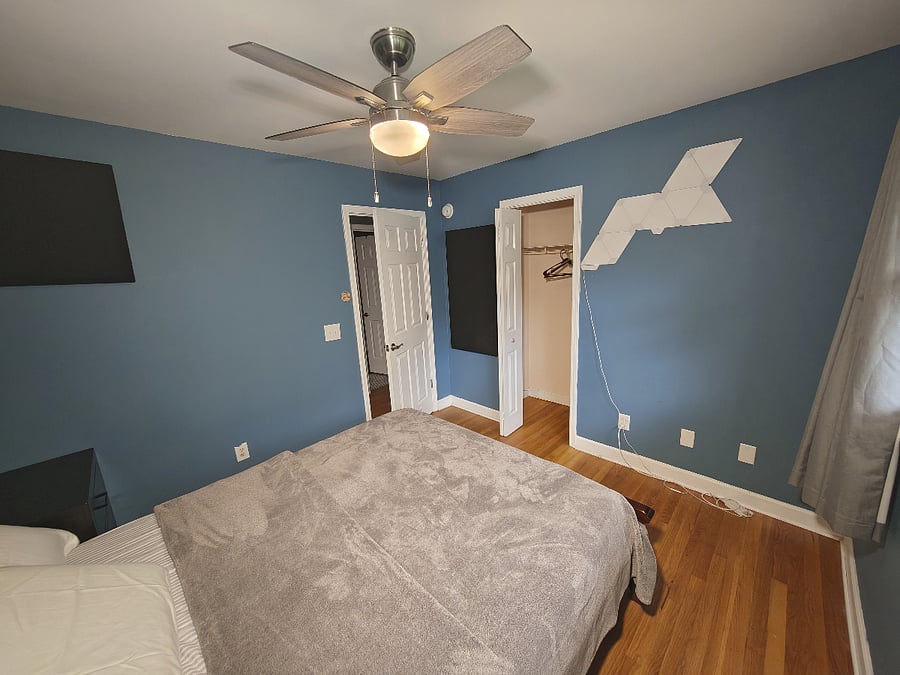 Second Bedroom - Queen