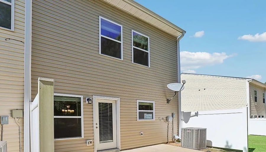 Furnished Finder property 1023520_1 photo 2
