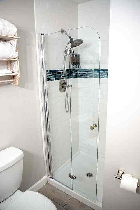 Full bathroom in bedroom #1