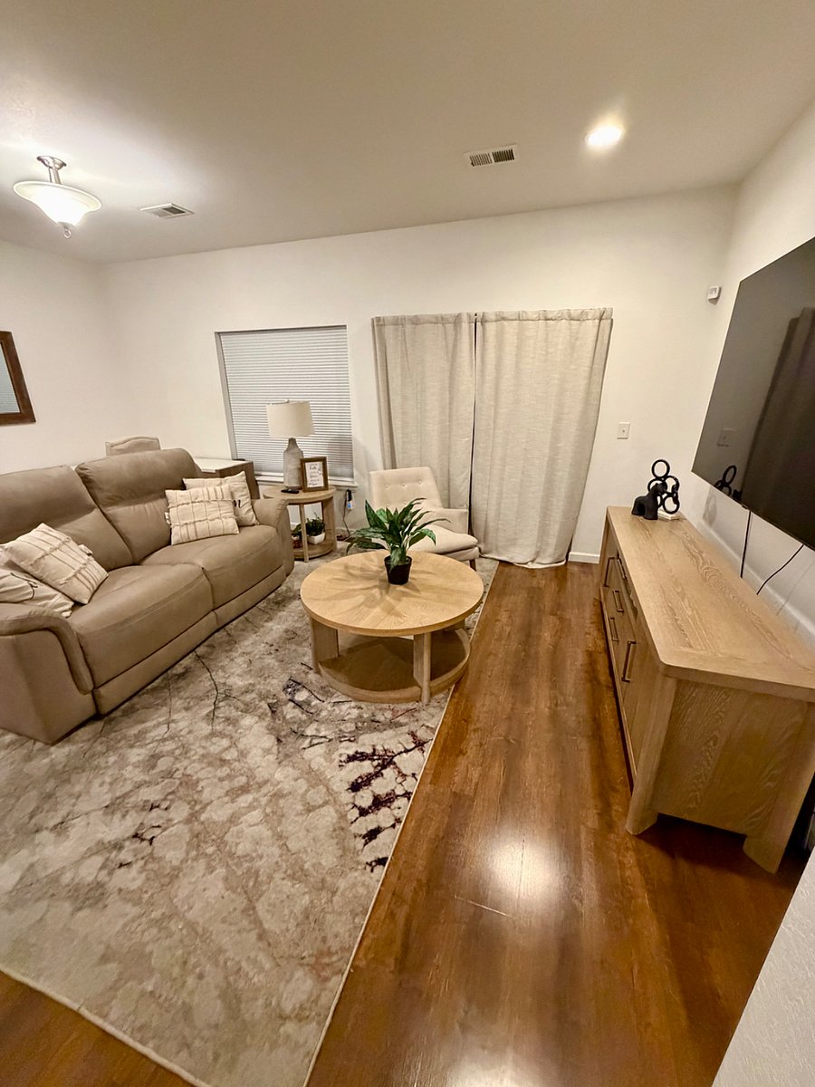 Furnished Finder property 1023539_1 photo 1