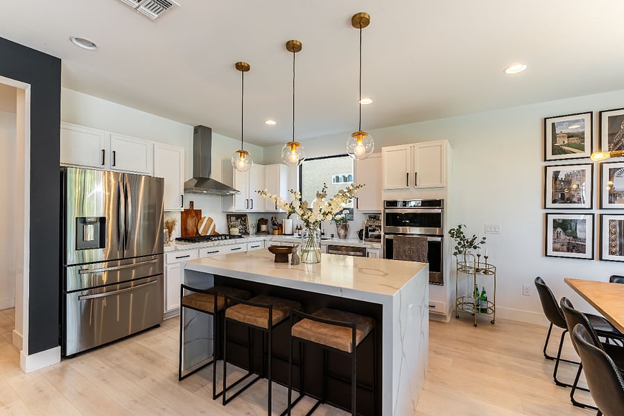 Fully equipped kitchen for everyday cooking.