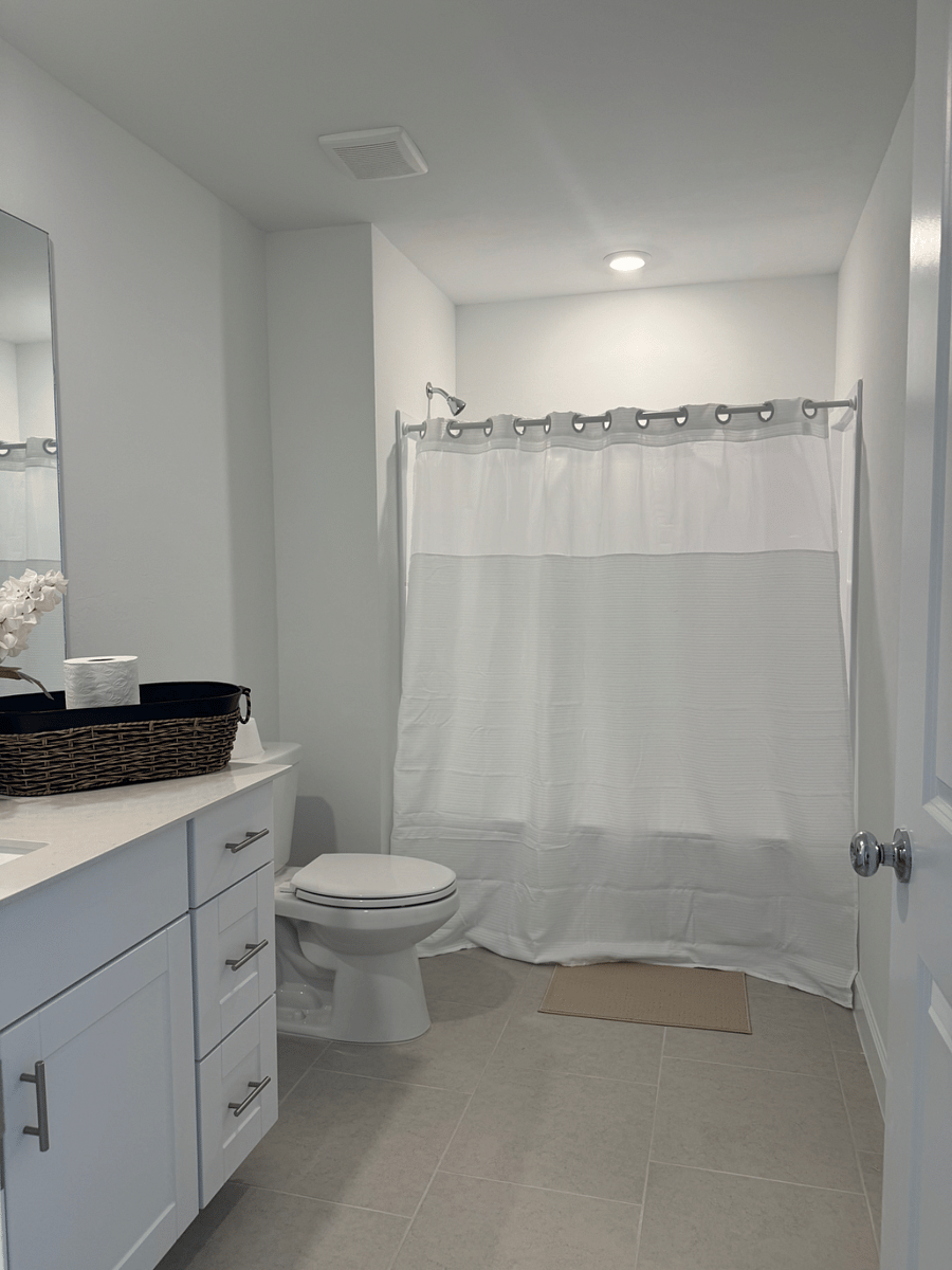 Furnished Finder property 1023548_1 photo 40