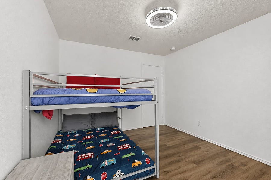 Furnished Finder property 1023586_1 photo 23