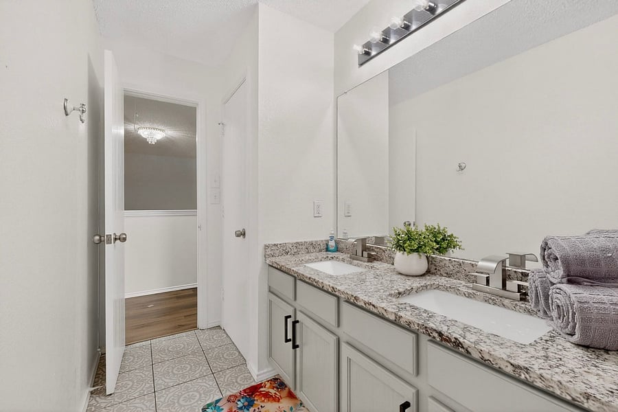 Furnished Finder property 1023586_1 photo 34