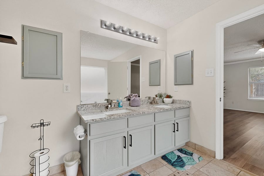 Furnished Finder property 1023586_1 photo 36