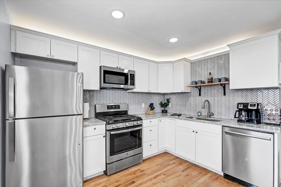 Furnished Finder property 1023592_1 photo 9